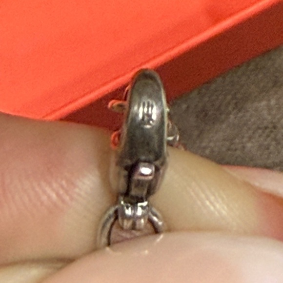 Retired James Avery Silver Anklet with Puff Heart Charm - Picture 6 of 9